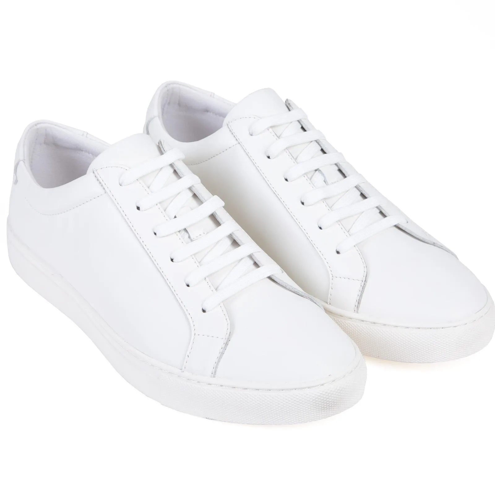 Aerorun performance sneakers in triple white